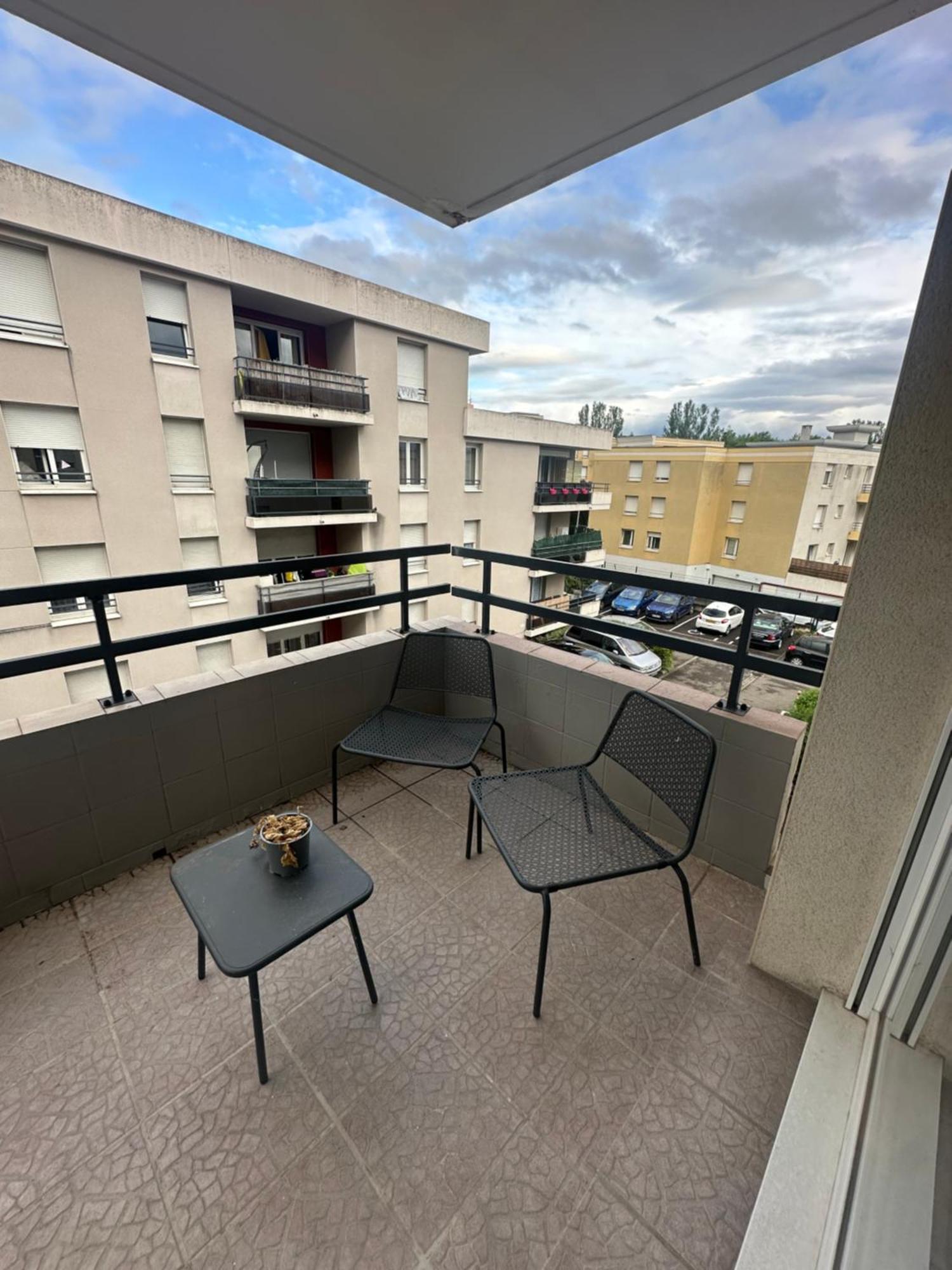 Tres Beau Trois Pieces Avec Vue Degagee Apartment Strasbourg Exterior foto