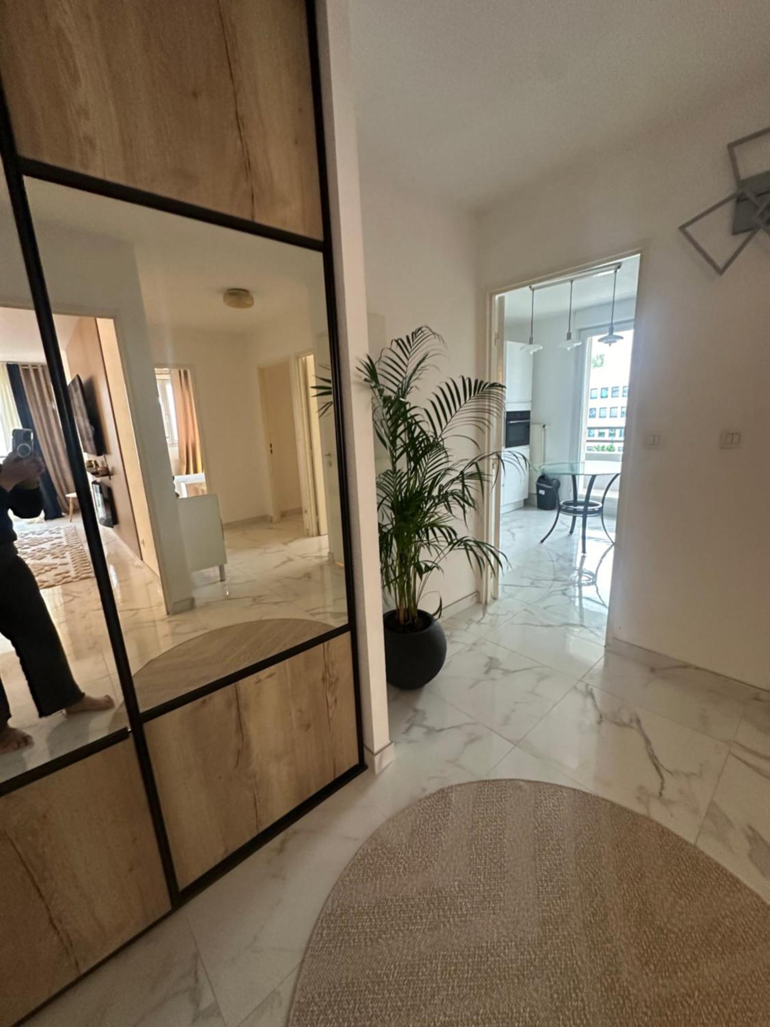 Tres Beau Trois Pieces Avec Vue Degagee Apartment Strasbourg Exterior foto